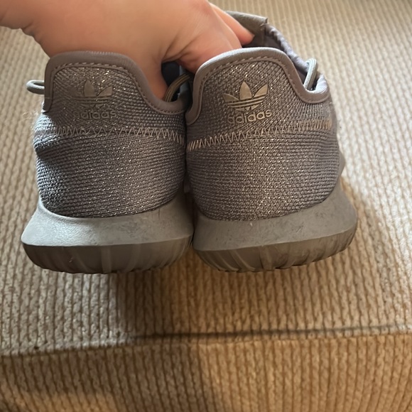 Adidas - Picture 5 of 6